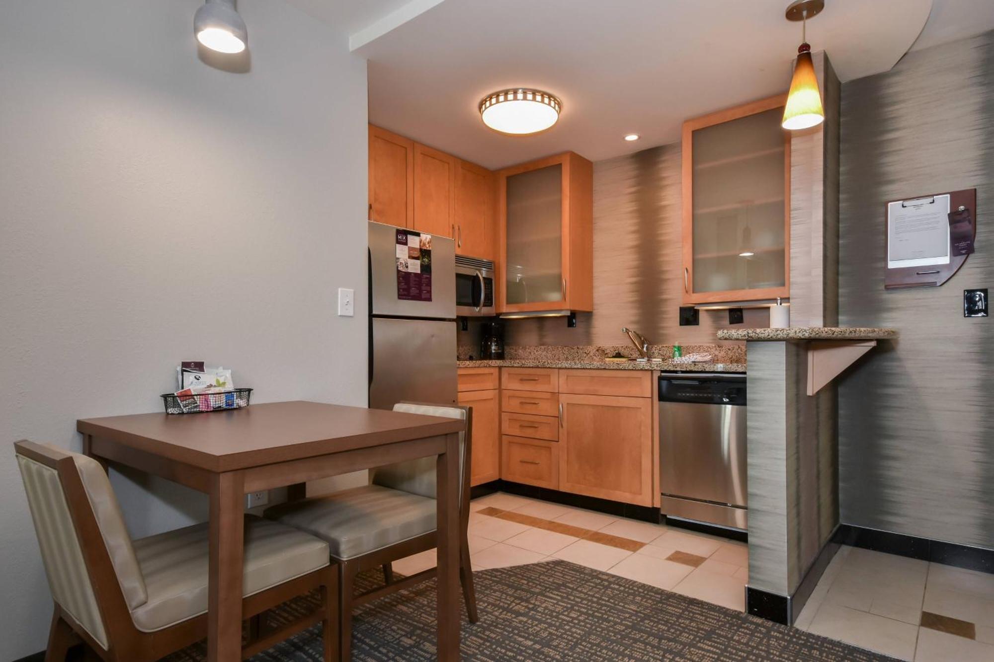 Residence Inn Charlotte Конкорд Екстер'єр фото
